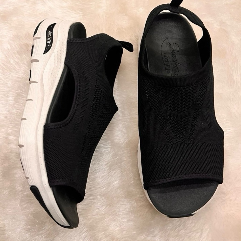 Skechers Archfit Sandals